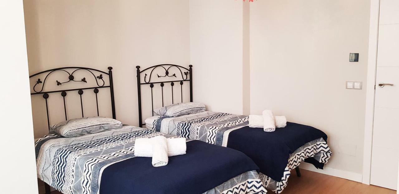 Ferienwohnung Apartamento Duplex Frente Al Mar Paseo Maritimo Torremolinos Exterior foto