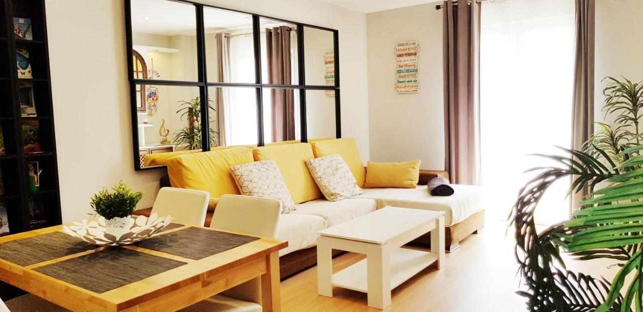 Ferienwohnung Apartamento Duplex Frente Al Mar Paseo Maritimo Torremolinos Exterior foto